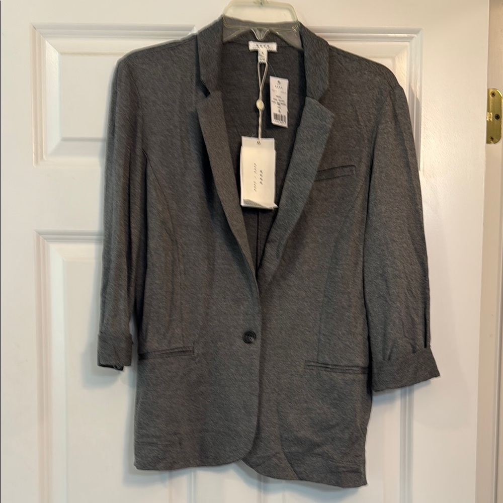 Soft Joie Gray Women's knit Blazer.NWT